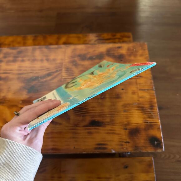 Vintage 1993 Scholastic The Little Mermaid Paperback Book - Picture 9 of 9